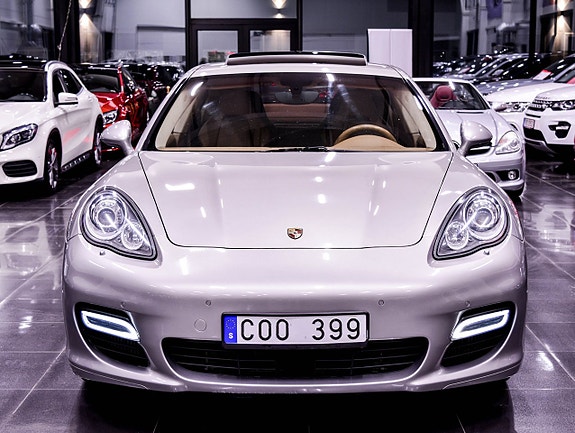 Porsche Panamera Turbo 5 of 30