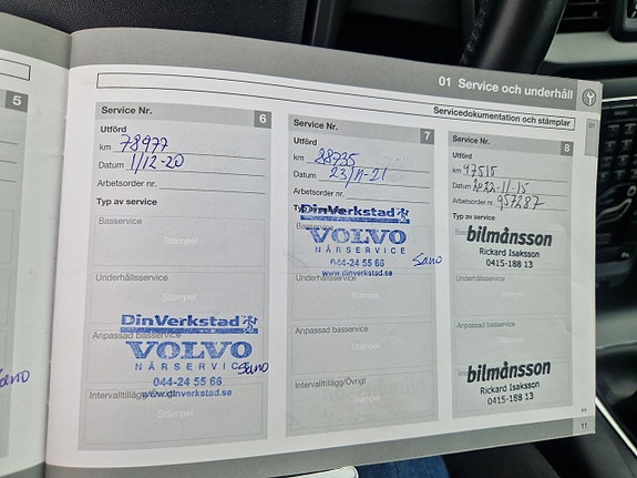 Volvo V40 14 of 16