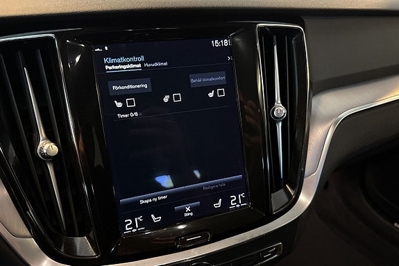 Volvo V60 7 of 18