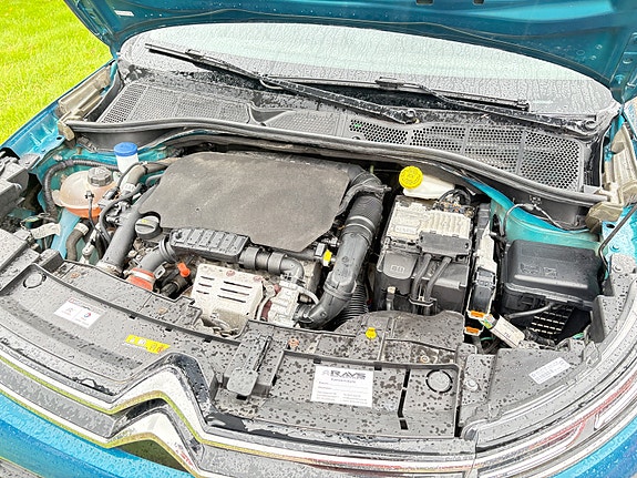 Citroen C4 Cactus 6 of 11