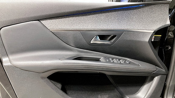 Peugeot 3008 11 of 16