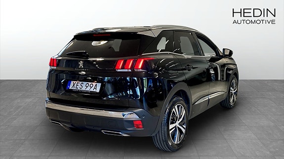 Peugeot 3008 2 of 16