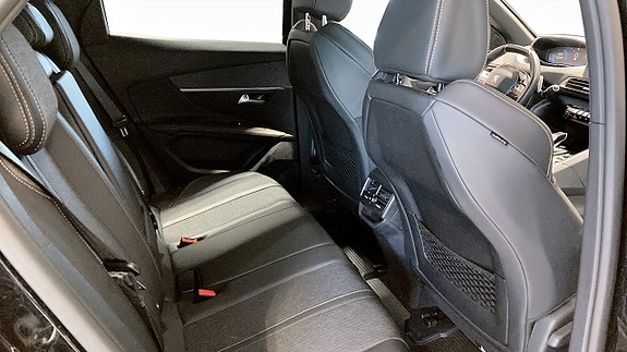 Peugeot 3008 5 of 16