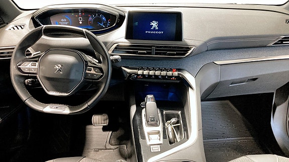 Peugeot 3008 4 of 16