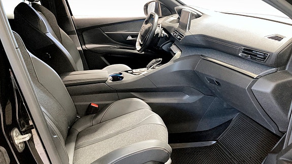 Peugeot 3008 3 of 16