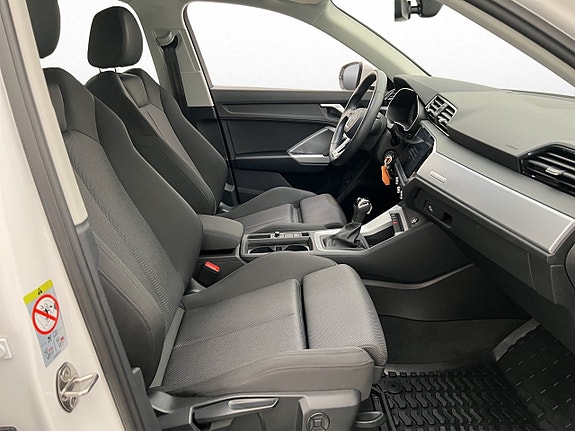 Audi Q3 10 of 24