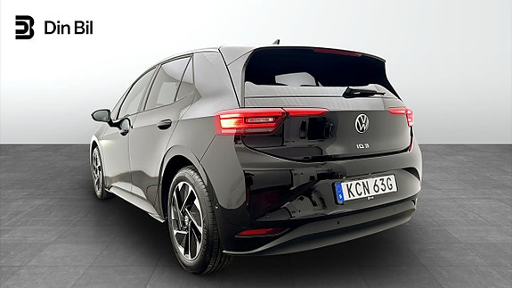 Volkswagen ID.3 3 of 19
