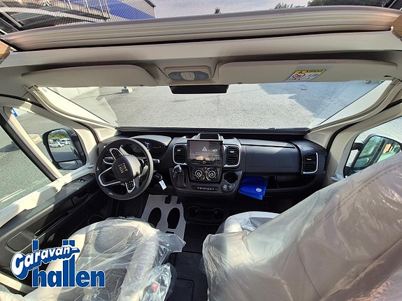 Adria TWIN SELECT 640 SLB - FIAT 6E 2,2 140HP 35H 18 of 27
