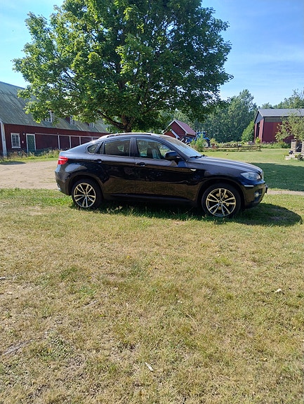 BMW X6 8 of 11