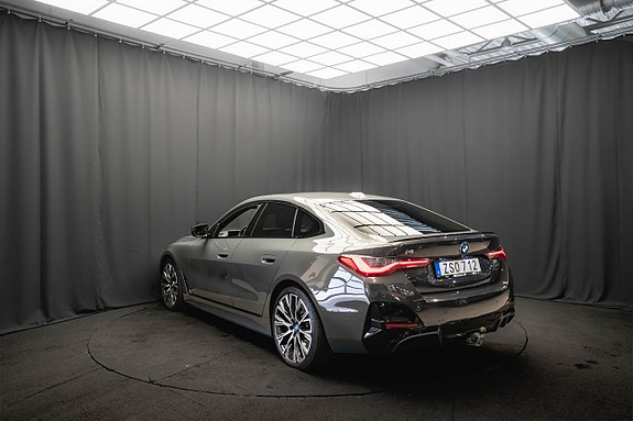 BMW i4 9 of 30