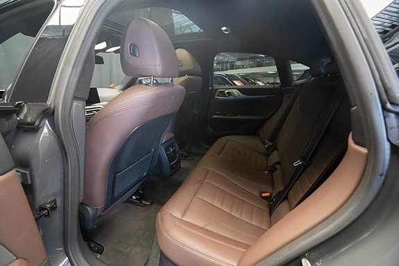 BMW i4 24 of 30