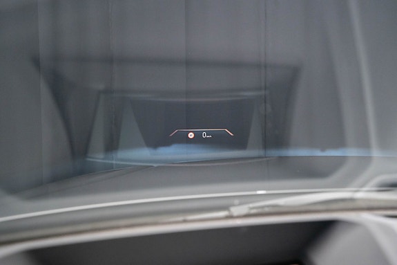 BMW i4 15 of 30