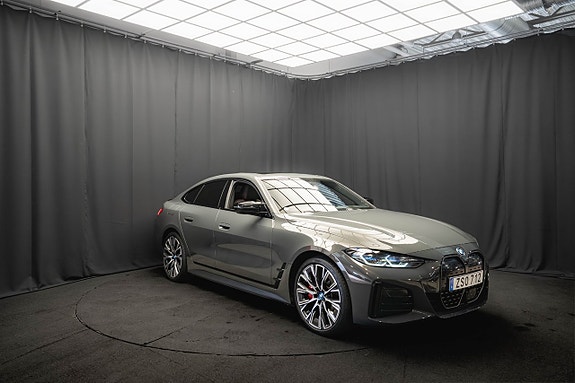 BMW i4 5 of 30