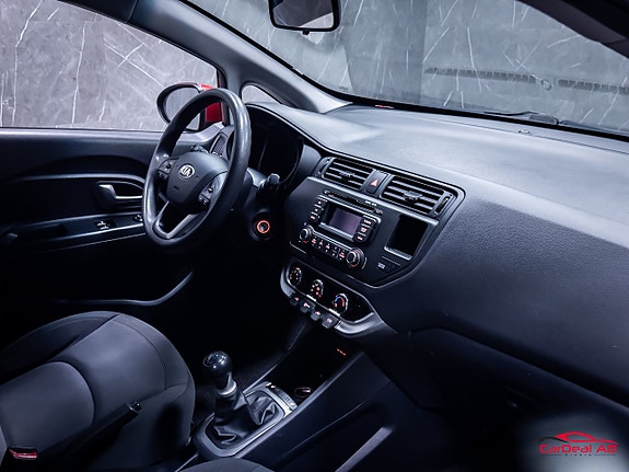 Kia Rio 13 of 26