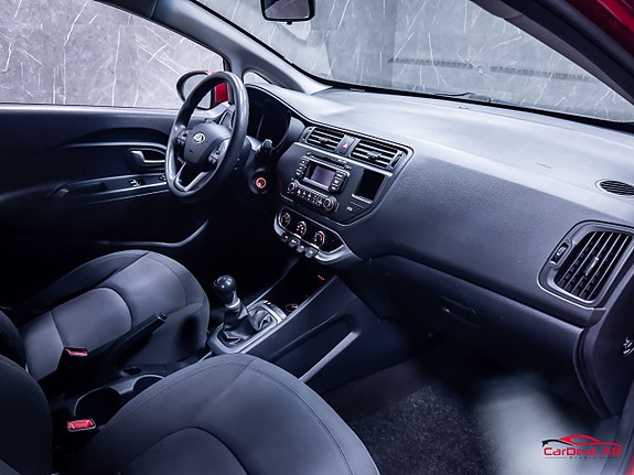 Kia Rio 14 of 26