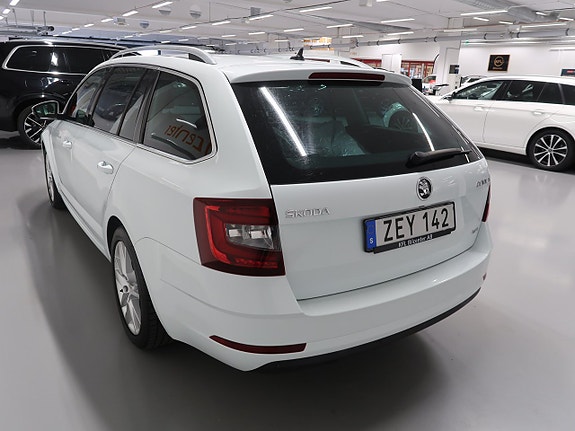 Skoda Octavia 8 of 30