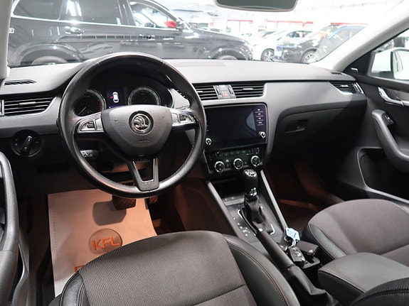 Skoda Octavia 18 of 30