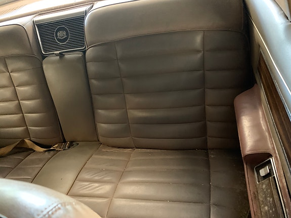 Chrysler New Yorker 5 of 11