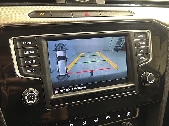 Volkswagen Passat Alltrack 20 of 20