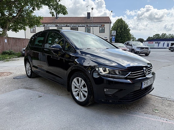 Volkswagen Golf Sportsvan 4 of 12
