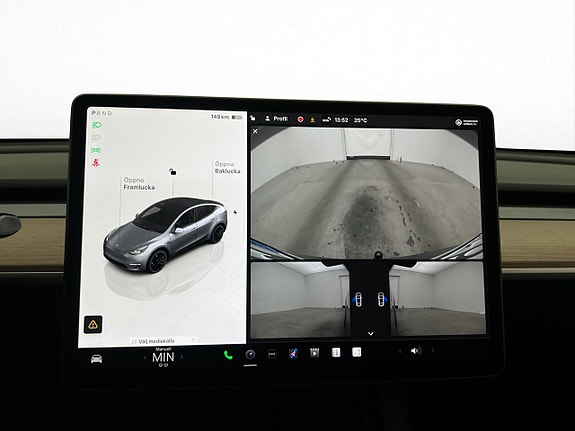 Tesla Model Y 19 of 30