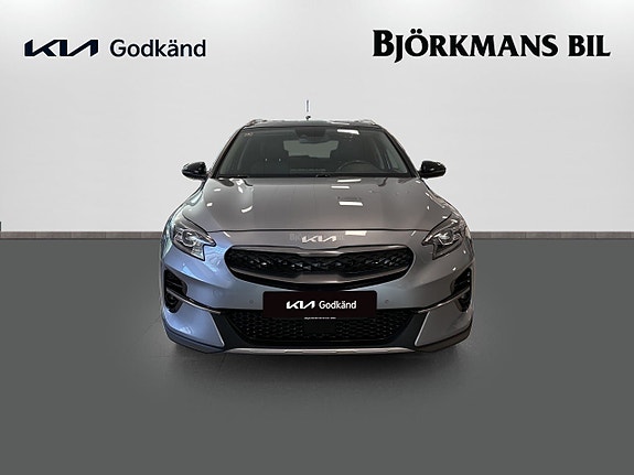 Kia XCeed 2 of 17