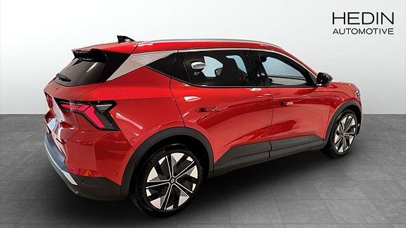 Renault Scenic E-Tech 2 of 9