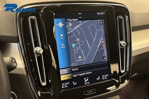 Volvo XC40 20 of 23