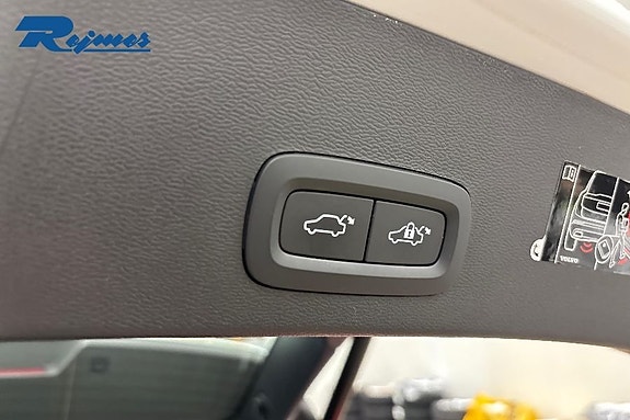 Volvo XC40 18 of 23