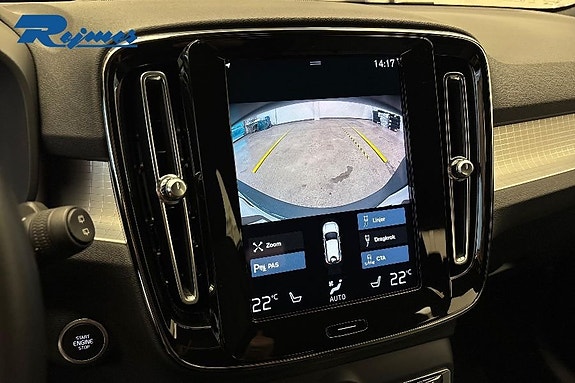 Volvo XC40 21 of 23