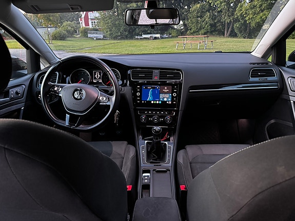 Volkswagen Golf VII 7 of 8