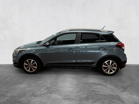 Hyundai i20 2 of 16
