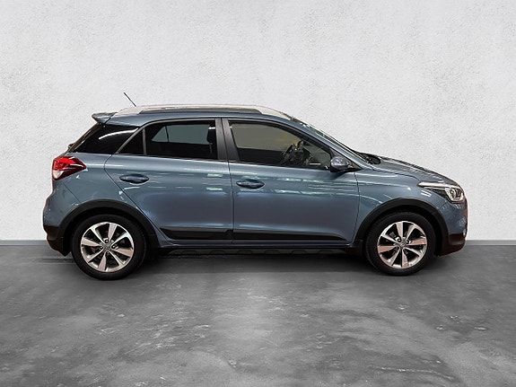 Hyundai i20 6 of 16