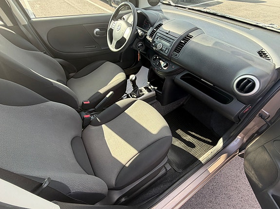 Nissan Note 6 of 9