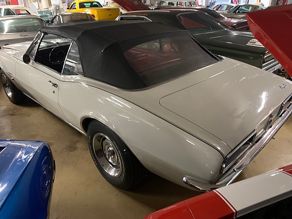 Chevrolet Camaro 4 of 5