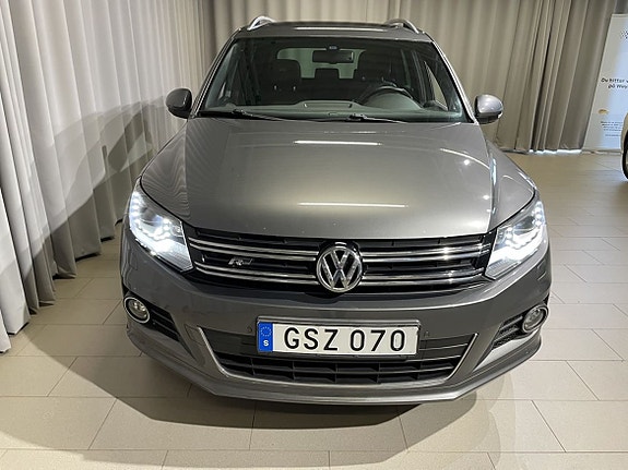 Volkswagen Tiguan 2 of 24
