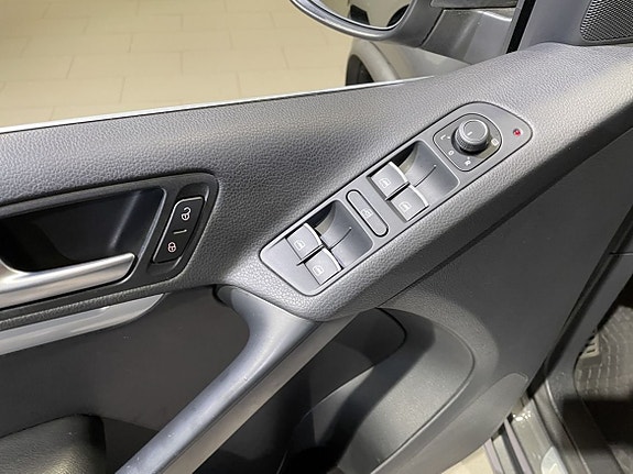 Volkswagen Tiguan 24 of 24