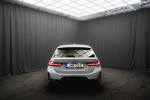 BMW 330e 8 of 21