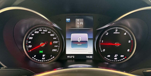 Mercedes-Benz GLC250 d 18 of 26