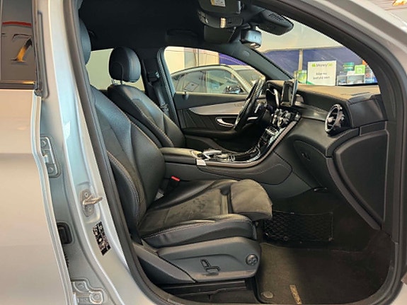 Mercedes-Benz GLC250 d 10 of 26