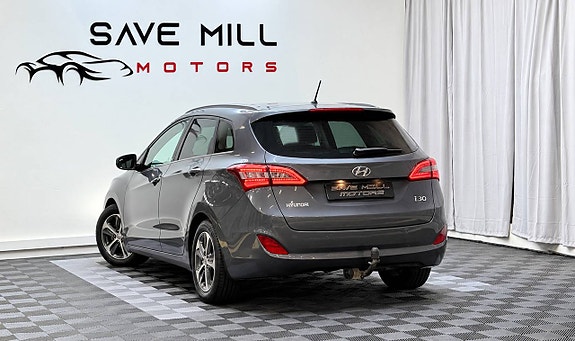 Hyundai i30 4 of 10