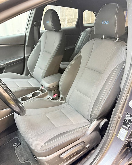 Hyundai i30 5 of 10
