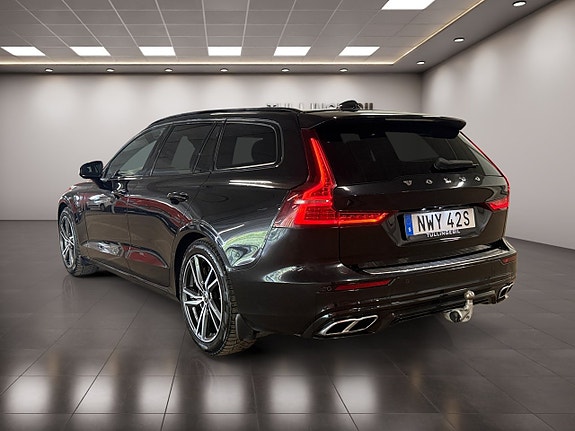Volvo V60 3 of 30