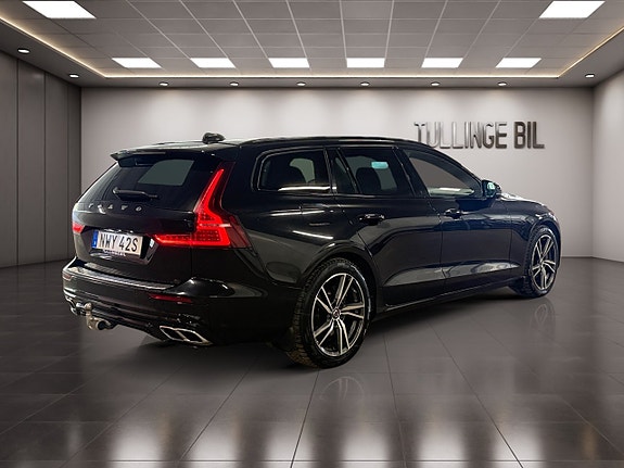 Volvo V60 5 of 30