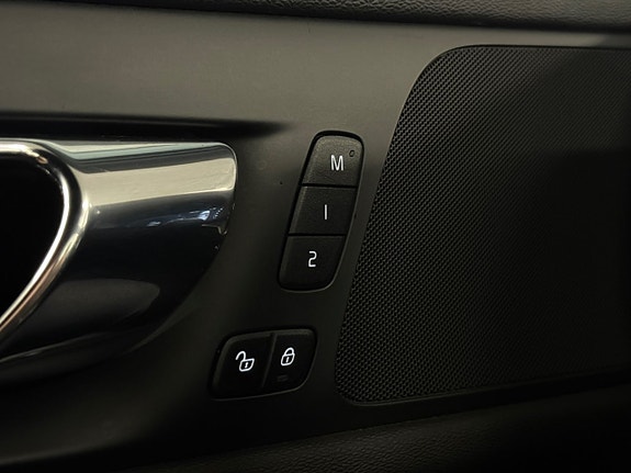 Volvo V60 10 of 30