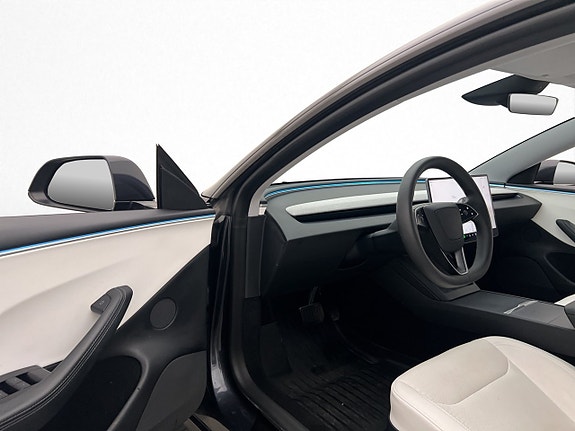 Tesla Model 3 10 of 30