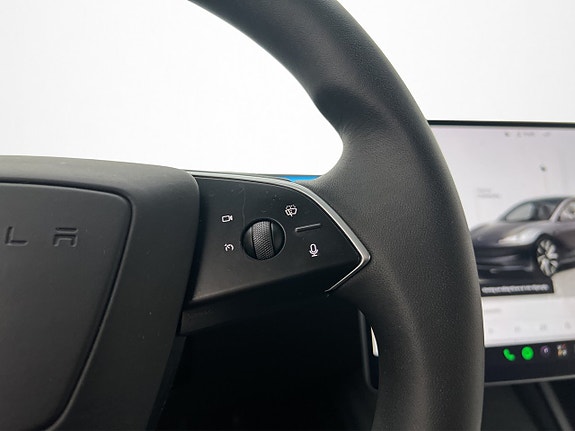 Tesla Model 3 28 of 30