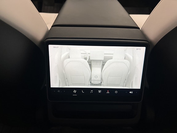 Tesla Model 3 12 of 30