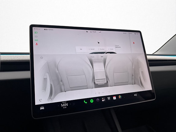 Tesla Model 3 19 of 30