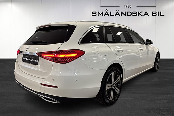 Mercedes-Benz C300 4 of 16